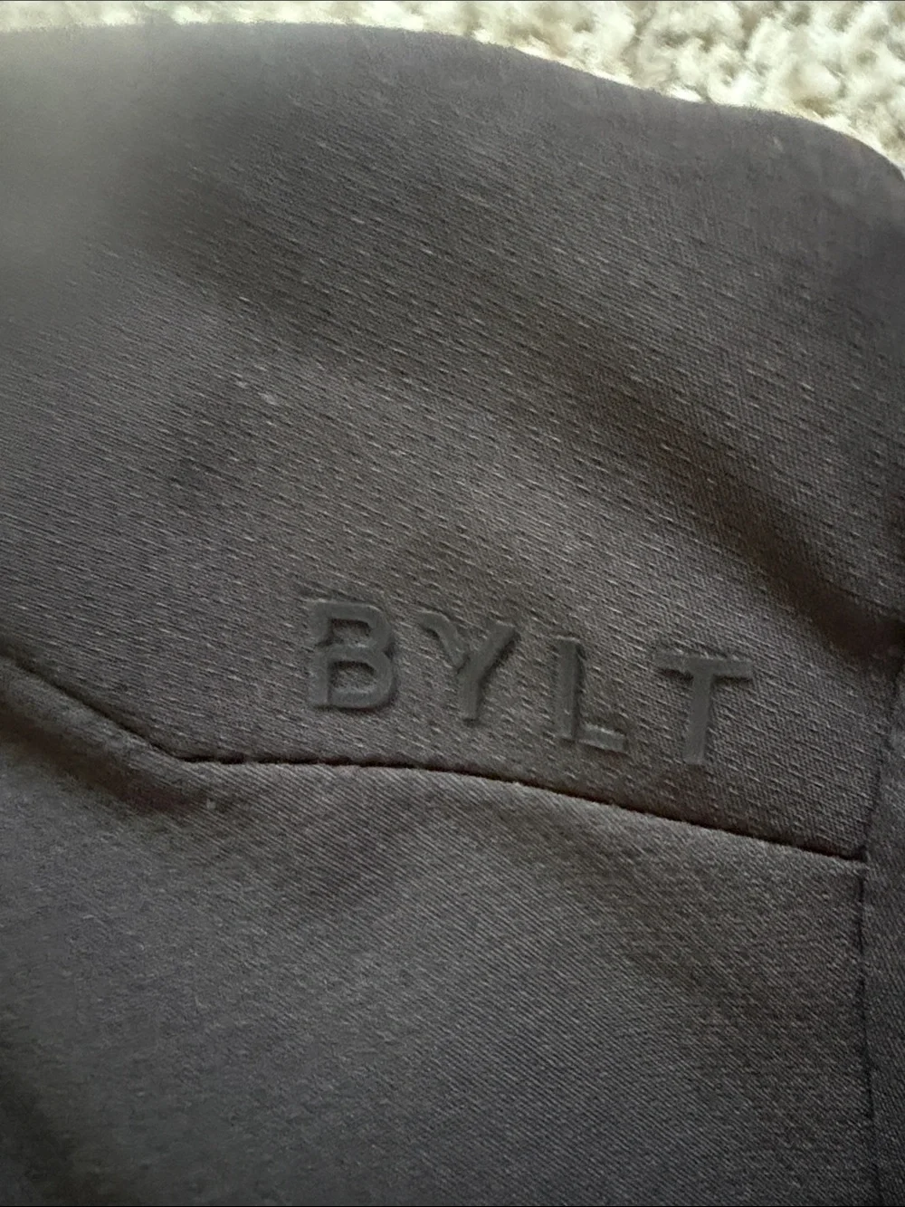 BYLT Basics minimalist black